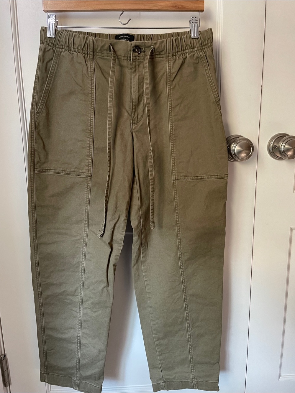 Banana Republic Olive Drawstring Cargo Pants mid-rise ankle. size small
